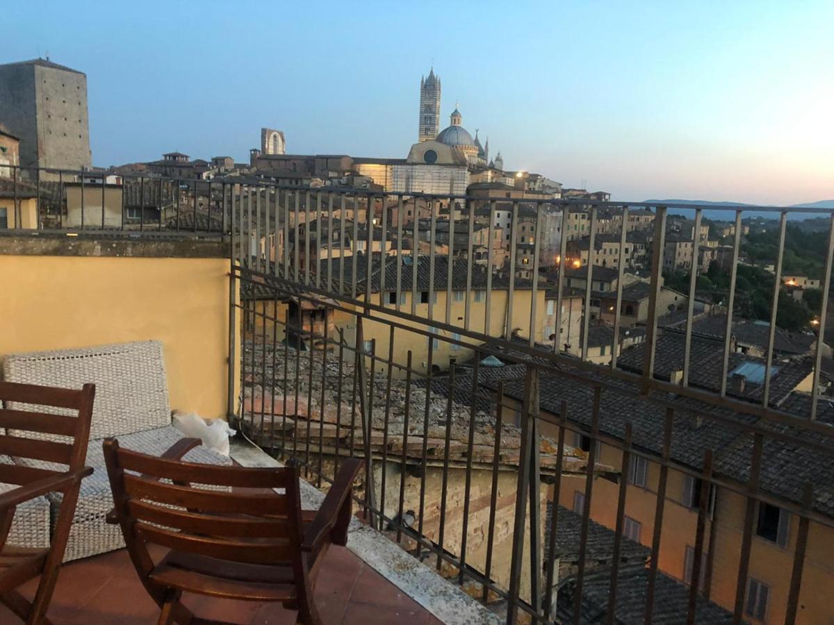 시에나 La Terrazza Sul Duomo 아파트 외부 사진